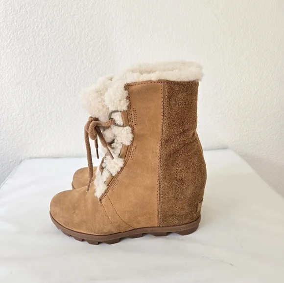 Sorel Joan Of Arctic Shearling Hidden Wedge II Lace-up Waterproof Boots Size 9 - Picture 3 of 16